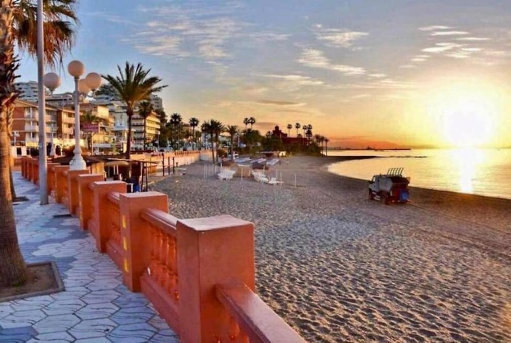 Apartament Jupiter2 Moderno Estudio Parque La Paloma Benalmádena Zewnętrze zdjęcie